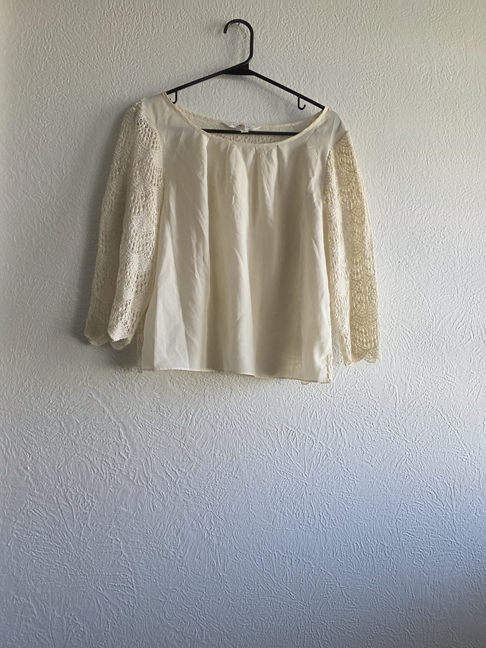 Cottagecore Fairy Vibes BCBGeneration Ivory Crochet Sleeve & Back Blouse - Picture 11 of 11
